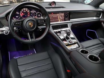 Porsche Panamera II GTS — photo 24