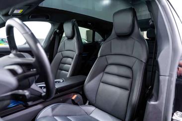 Porsche Taycan Performance Package — photo 12