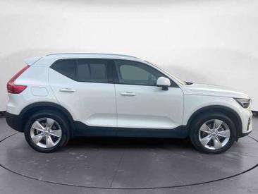 Volvo XC40 B3 Core — photo 6