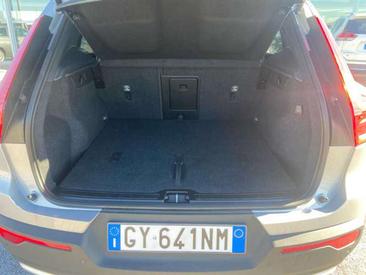 Volvo XC40 B3 Core — photo 22