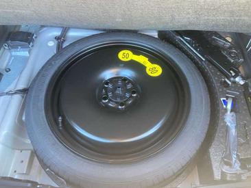 Volvo XC40 B3 Core — photo 23