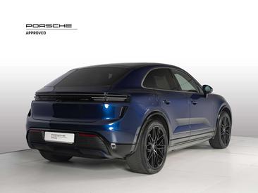 Porsche Macan Turbo — photo 3