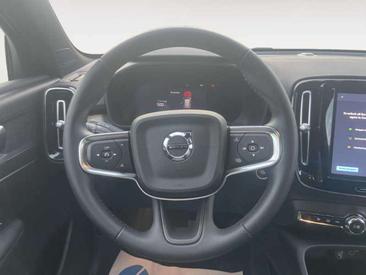 Volvo XC40 B3 Core — photo 12