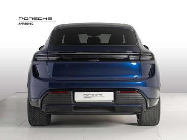 Porsche Macan Turbo — photo 7
