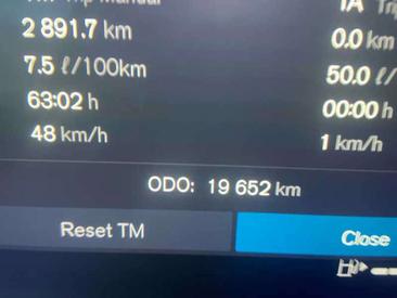 Volvo XC40 B3 Core — photo 16