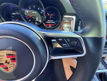 Porsche Macan GTS — photo 9