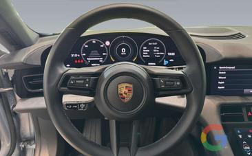 Porsche Taycan — photo 9