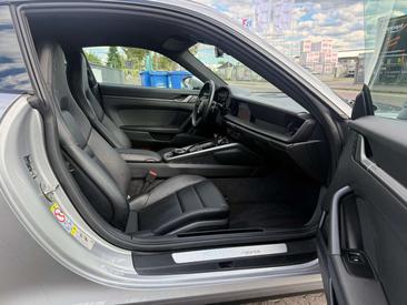 Porsche 992 I Carrera — photo 13