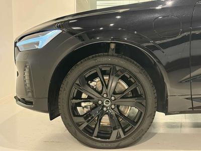 Volvo XC60 B5 Black Edition Plus