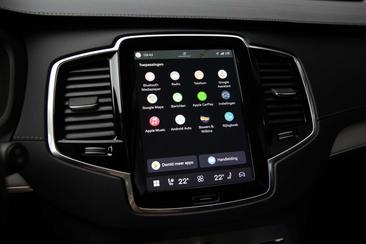 Volvo XC90 T8 Recharge Ultimate — photo 14