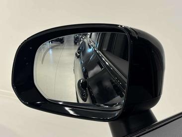 Volvo XC60 B5 Black Edition Plus — photo 12