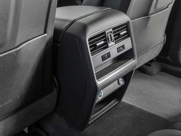 Porsche Cayenne III Turbo GT — photo 18
