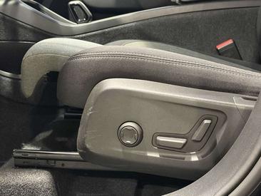 Volvo XC40 B3 Plus — photo 12
