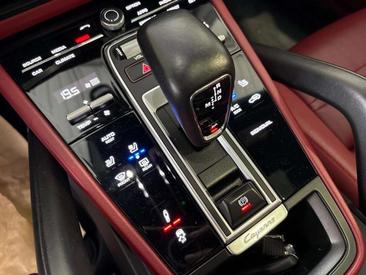 Porsche Cayenne III E-Hybrid Platinum Edition — photo 14