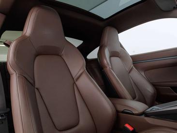 Porsche 992 II Carrera 4S — photo 24
