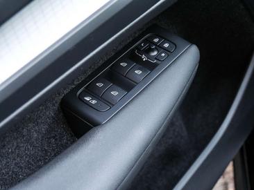 Volvo XC40 B3 Plus — photo 15