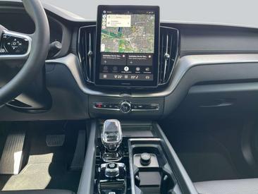 Volvo XC60 B5 Ultimate — photo 14