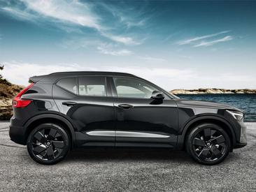 Volvo XC40 B4 Plus — photo 6