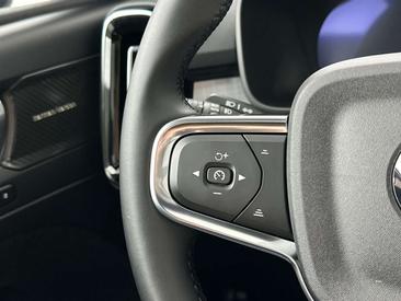 Volvo XC40 B4 Plus — photo 21