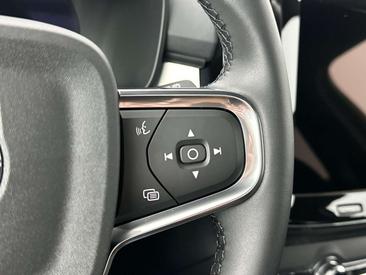 Volvo XC40 B4 Plus — photo 22
