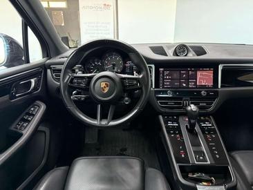 Porsche Macan Electrique S — photo 15
