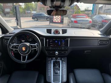 Porsche Macan Electrique GTS — photo 15