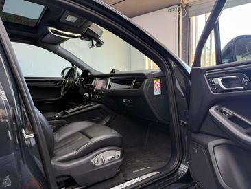 Porsche Macan Electrique S — photo 20