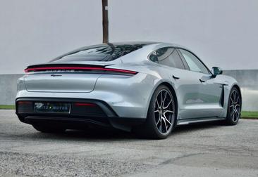 Porsche Taycan — photo 6