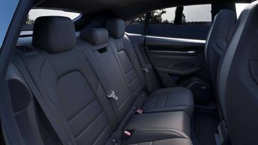 Porsche Macan 4S — photo 10