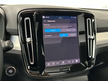 Volvo XC40 B4 Plus — photo 35