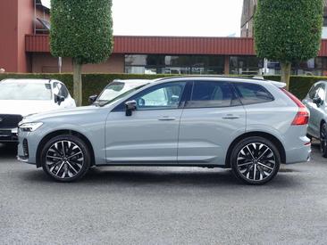 Volvo XC60 B5 — photo 6