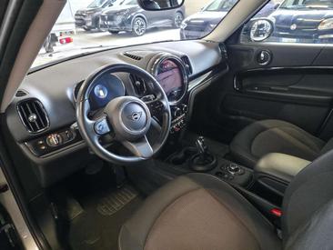 Mini Countryman Essential One — photo 13