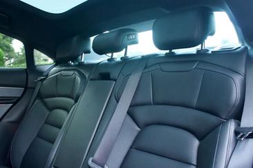 Porsche Taycan — photo 36
