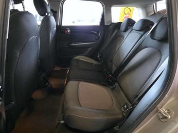 Mini Countryman Essential One — photo 14