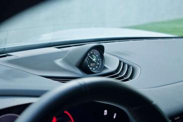 Porsche Taycan — photo 37