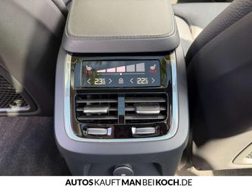 Volvo XC90 T8 — photo 25