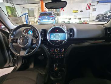 Mini Countryman Essential One — photo 17