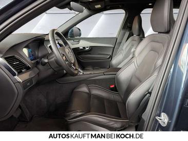 Volvo XC90 B5 Plus — photo 5