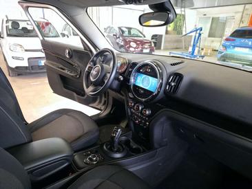 Mini Countryman Essential One — photo 19