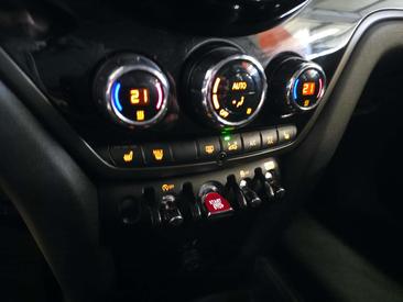 Mini Countryman Essential One — photo 21