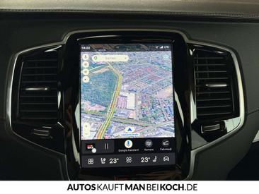 Volvo XC90 B5 Plus — photo 11