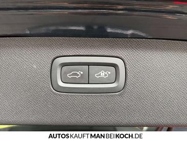 Volvo XC90 B5 Plus — photo 15