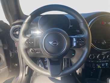 Mini Hatch Cooper SE — photo 12
