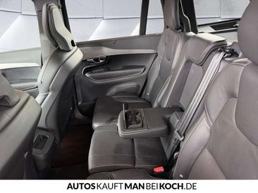 Volvo XC90 B5 Plus — photo 22