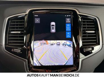 Volvo XC90 B5 Plus — photo 23