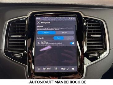 Volvo XC90 B5 Plus — photo 24