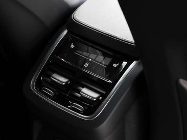 Volvo XC90 T8 Recharge Plus — photo 7