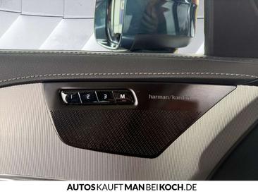 Volvo XC90 B5 Plus — photo 28