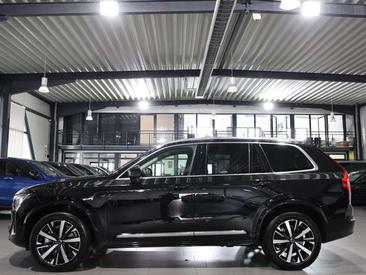 Volvo XC90 B5 Plus — photo 7