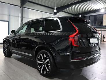 Volvo XC90 B5 Plus — photo 9